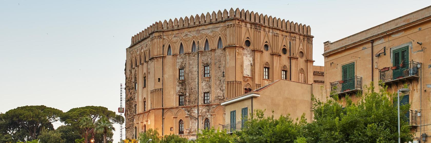 Palacio de Los Normandos